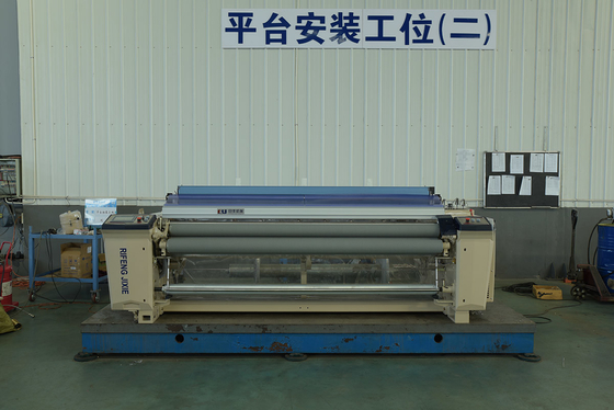 Telar de Dobby electrónico de 1000 RPM  agua Jet Looms Textile Warping Machine de los 3.6m