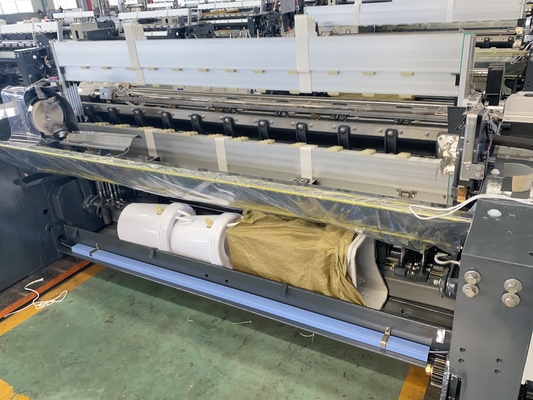 1200 equipo que teje de Jet Looms Fabric High Density del agua de la RPM 3.7KW