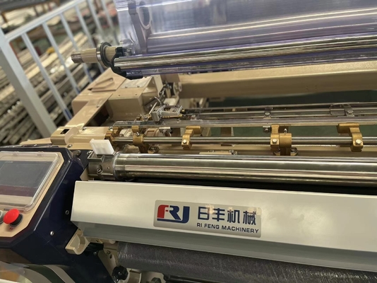 1200 agua no tejida Jet Loom Weaving Machine de la boca de la bomba tres del doble de la maquinaria de la RPM