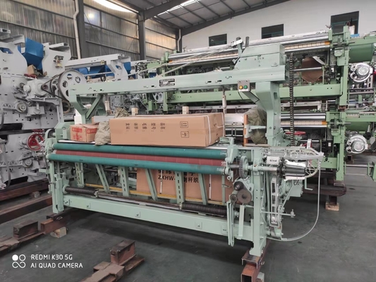 Vertimiento de alta velocidad de la leva de Jet Textile Weaving Loom With del agua de cuatro colores