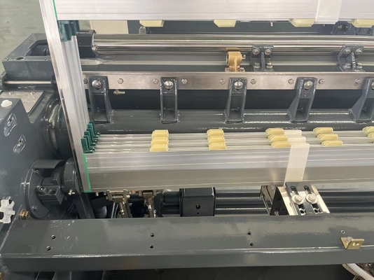 leva del telar 700 RPM de la velocidad de los 230cm que vierte el agua Jet Weaving Loom