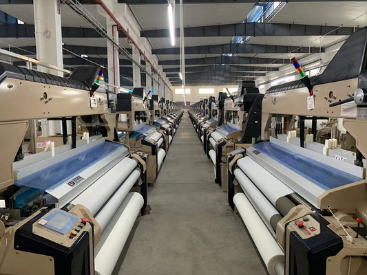 Bocas de alta velocidad del doble de Jet Loom With Dobby Shedding del agua de la leva para el mercado de Paquistán